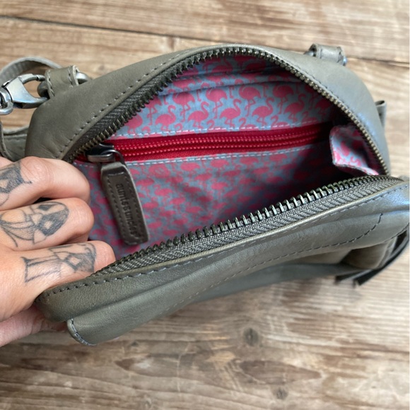 Clara Crazy - Brunt Olive | Aunts and Uncles Mini Purse - Picture 4 of 8